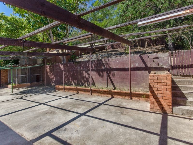 61 Cuthbert Drive, Mount Warrigal NSW 2528