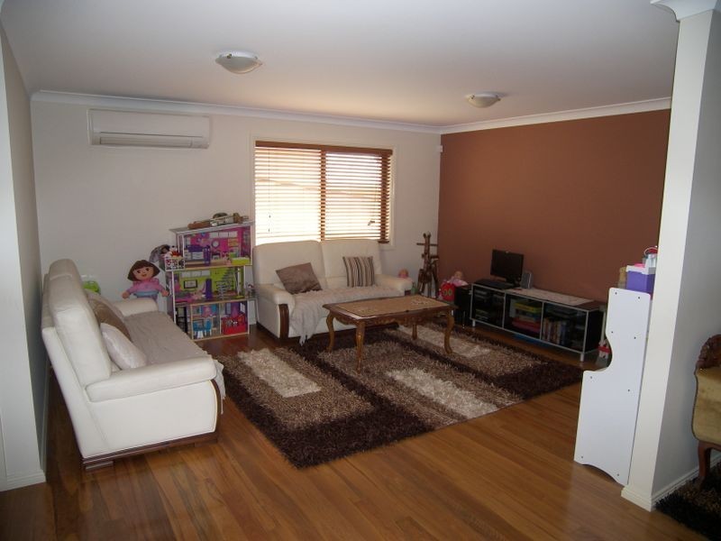 167 Wyndarra Way, Koonawarra NSW 2530