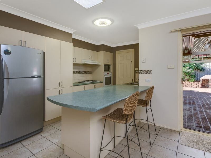 27 Lucas Drive, Horsley NSW 2530