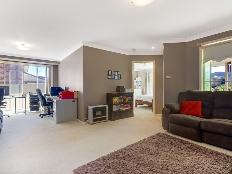 27 Lucas Drive, Horsley NSW 2530