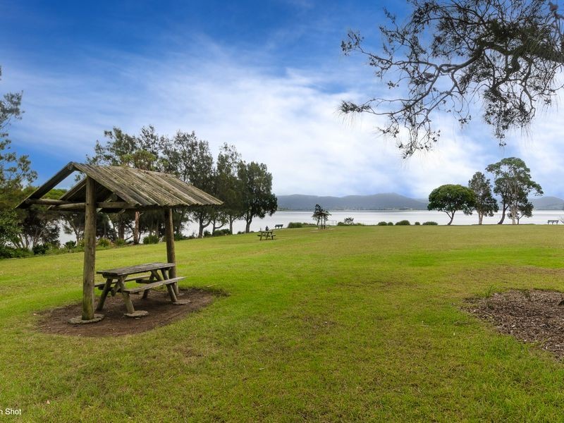 299 Reddall Parade, Mount Warrigal NSW 2528