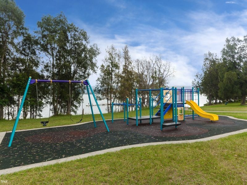 299 Reddall Parade, Mount Warrigal NSW 2528