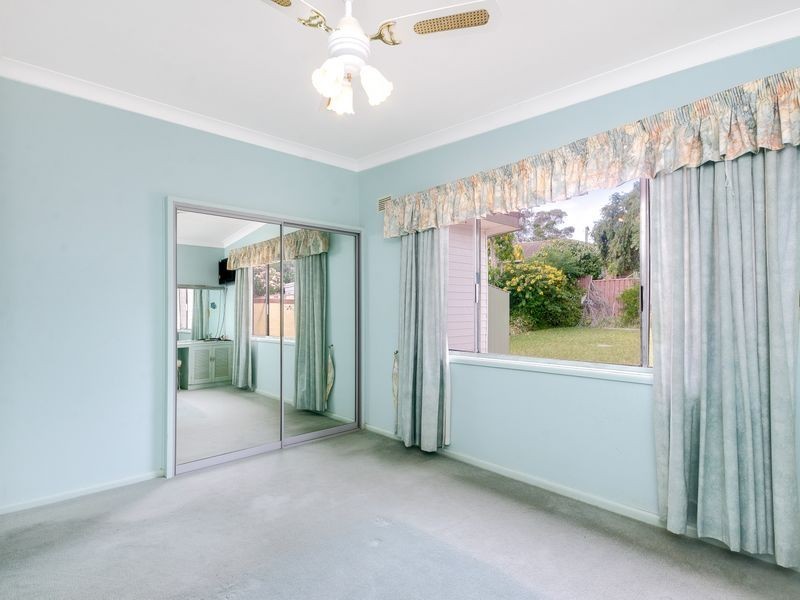 299 Reddall Parade, Mount Warrigal NSW 2528