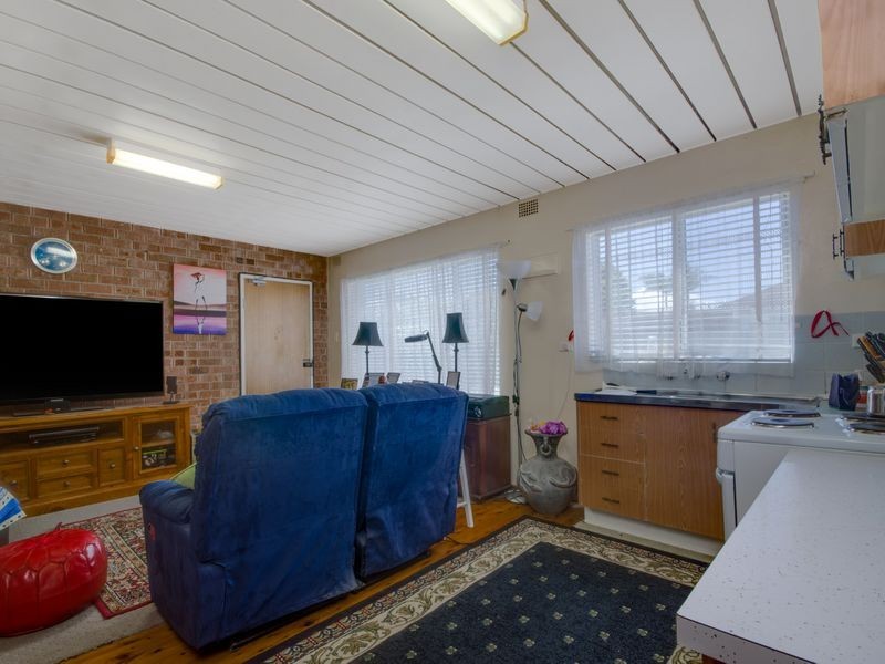 1/52 Hopetoun Street, Oak Flats NSW 2529