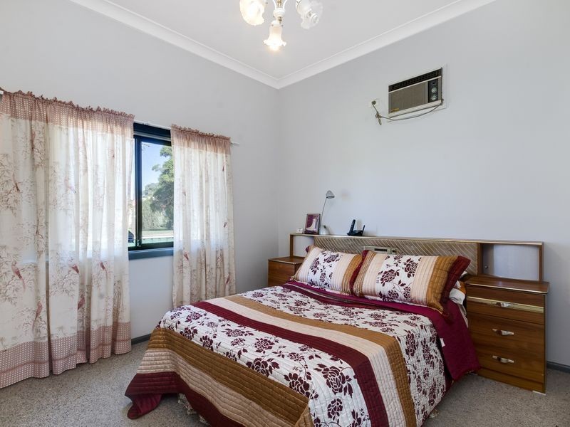 176 Princes Hwy, Dapto NSW 2530