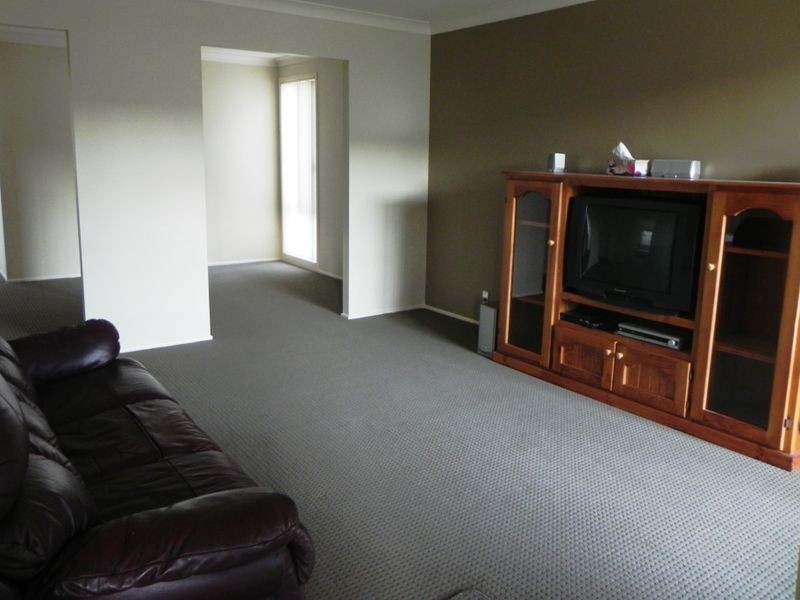 9 Selwyn Grove, Horsley NSW 2530