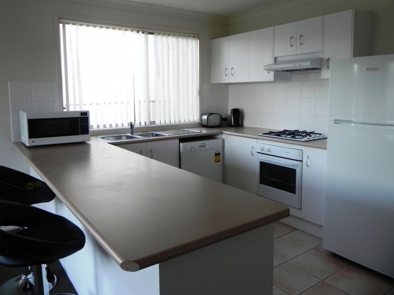 9 Selwyn Grove, Horsley NSW 2530