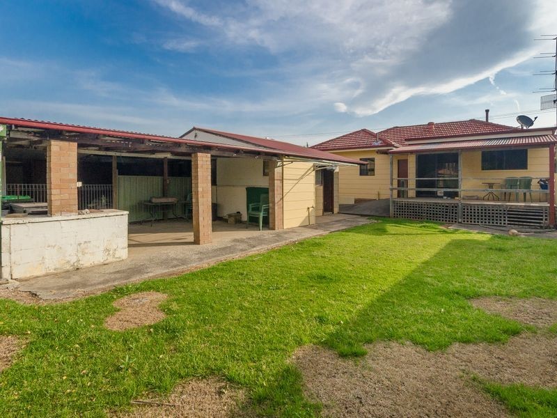 151 Princes Hwy, Albion Park Rail NSW 2527