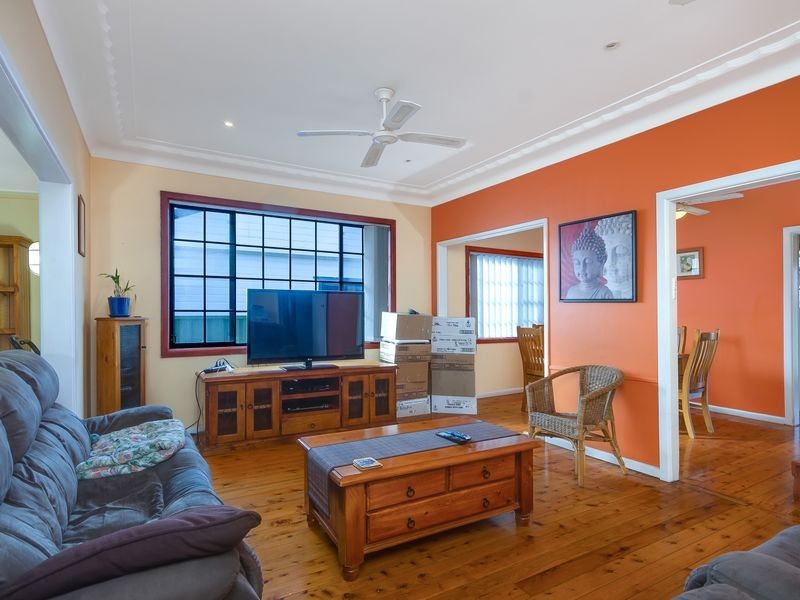 151 Princes Hwy, Albion Park Rail NSW 2527