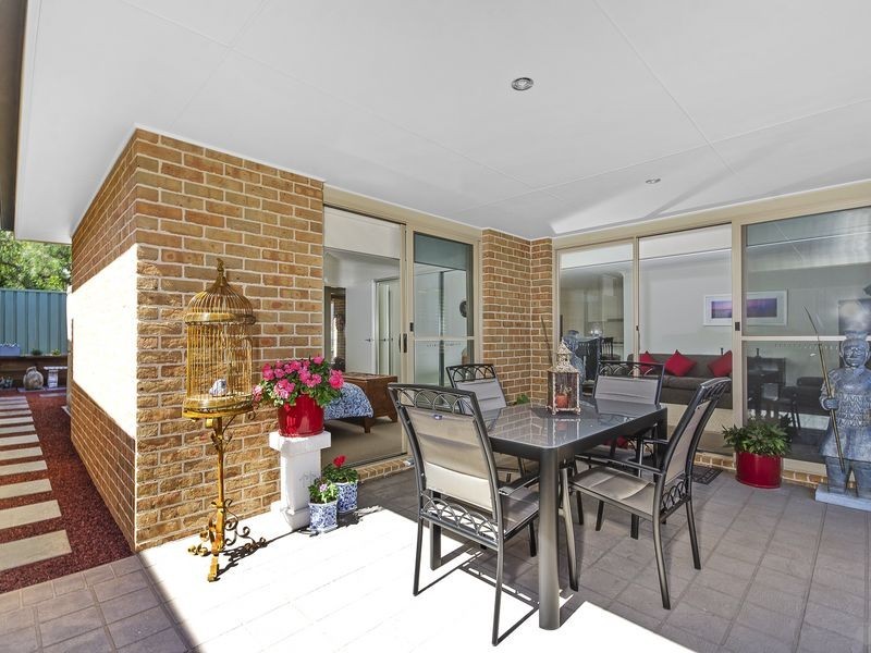 4/12 Propane Street, Albion Park NSW 2527