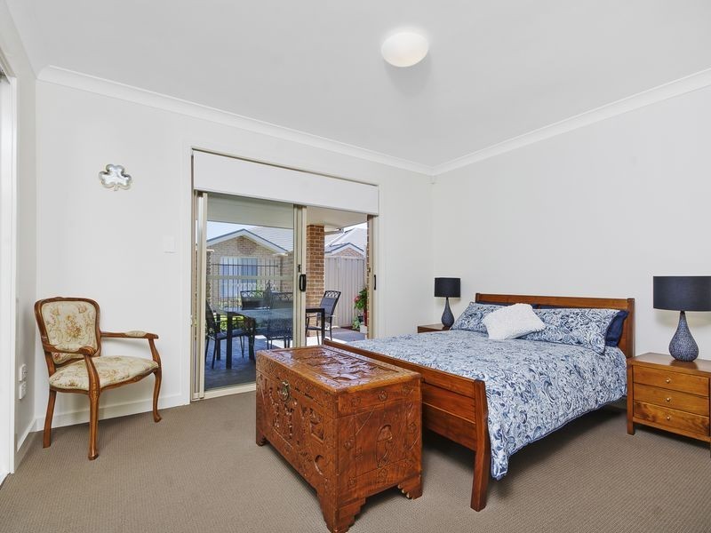 4/12 Propane Street, Albion Park NSW 2527