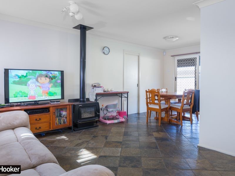39 Jarrah Way, Albion Park Rail NSW 2527