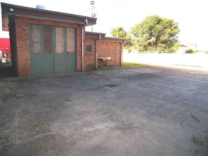 180 Princes Hwy, Albion Park Rail NSW 2527