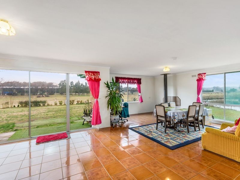 5857 Illawarra Hwy, Avoca NSW 2577