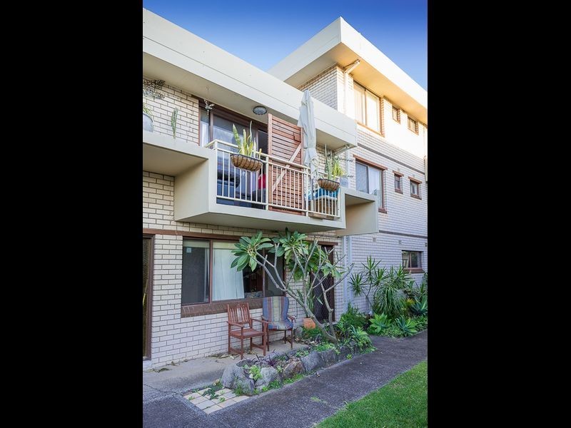 2/50 Peterborough Ave, Lake Illawarra NSW 2528