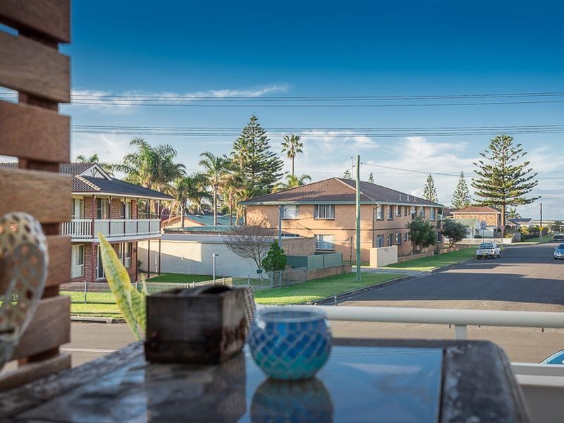 2/50 Peterborough Ave, Lake Illawarra NSW 2528