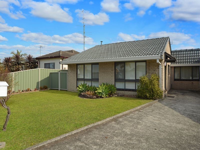 1/128-130 Terry Street, Albion Park NSW 2527