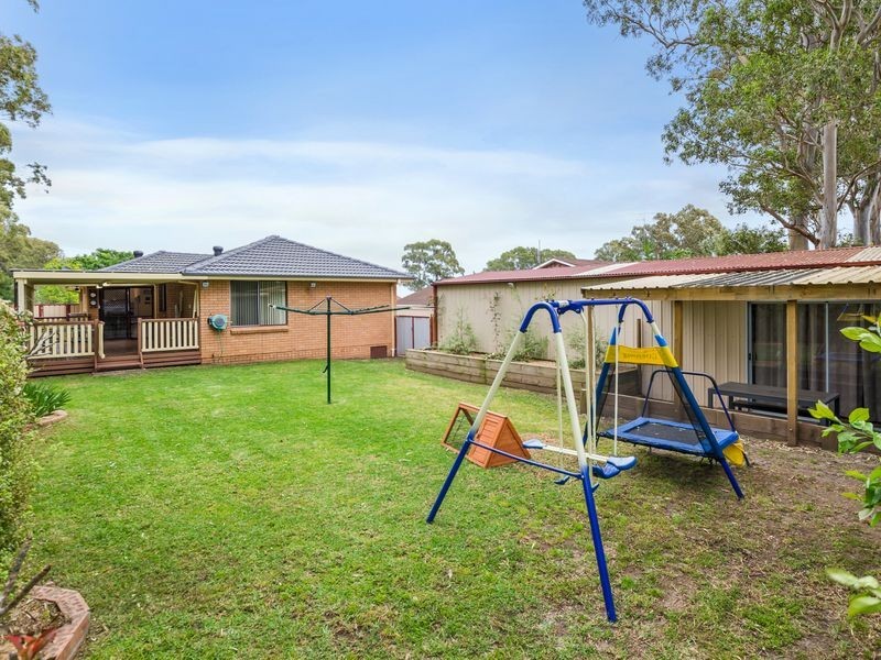 17 Premier Drive, Albion Park NSW 2527
