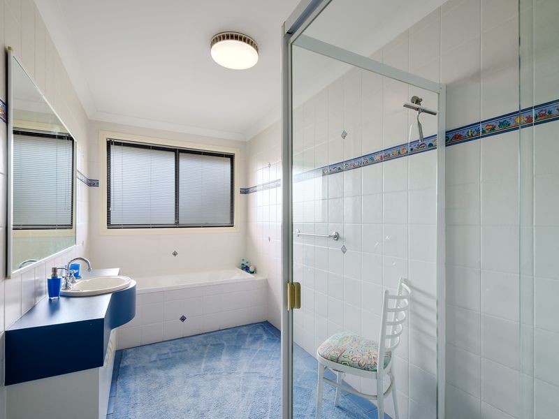 1 Fantail Ct, Blackbutt NSW 2529