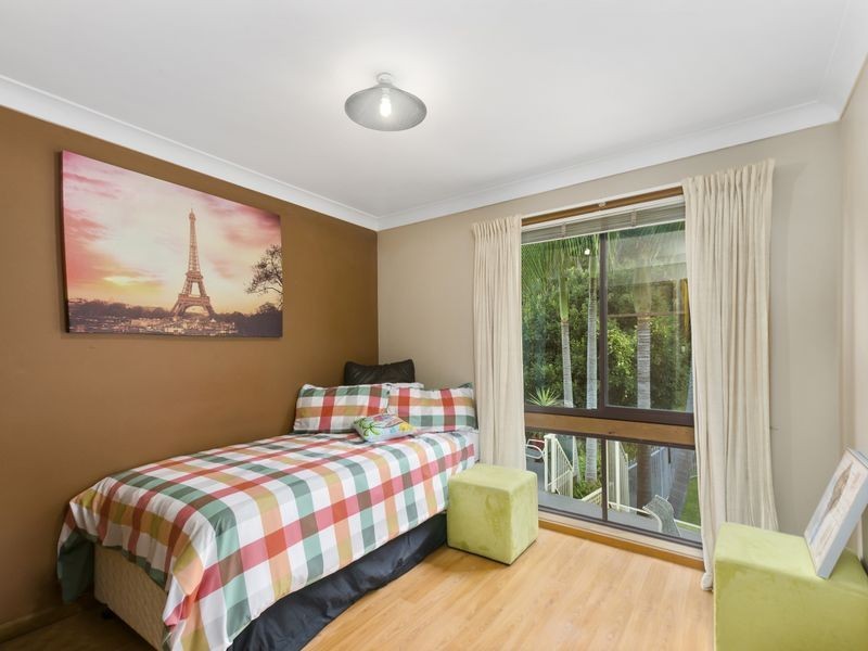 144 Captain Cook Drive, Barrack Heights NSW 2528