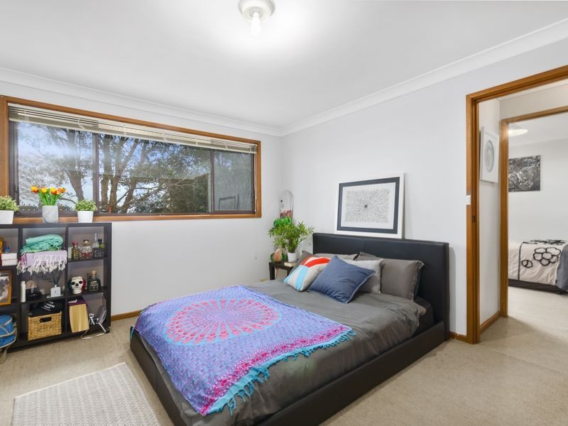 144 Captain Cook Drive, Barrack Heights NSW 2528