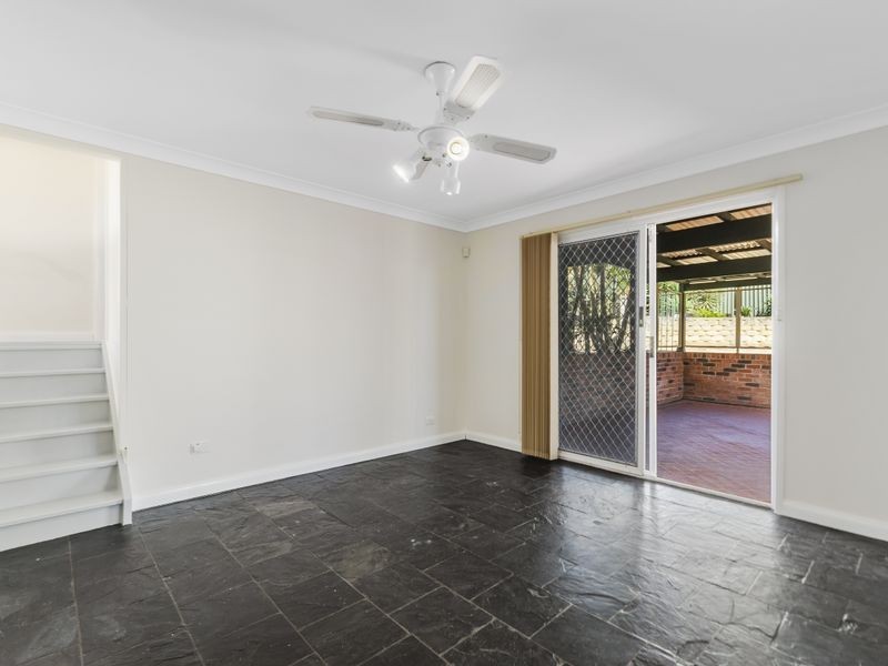23 Minda Crescent, Oak Flats NSW 2529