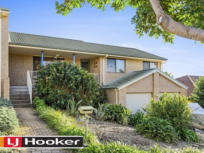 28 Eucumbene Ave, Flinders NSW 2529