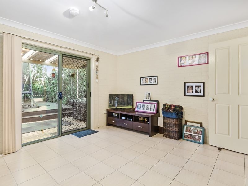 28 Eucumbene Ave, Flinders NSW 2529