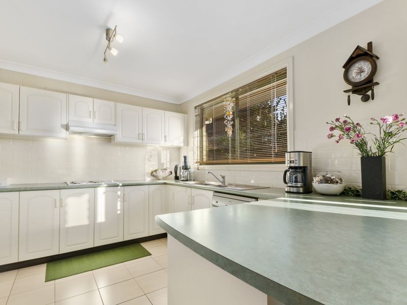 28 Eucumbene Ave, Flinders NSW 2529