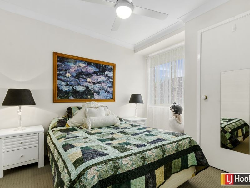 6 Manning Place, Albion Park NSW 2527