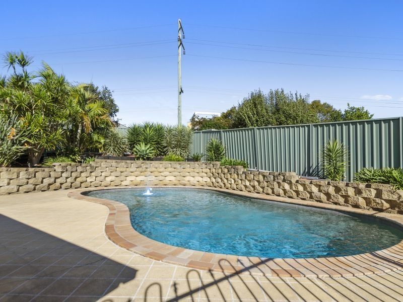 23 Minda Crescent, Oak Flats NSW 2529