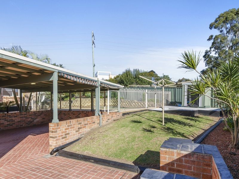 23 Minda Crescent, Oak Flats NSW 2529