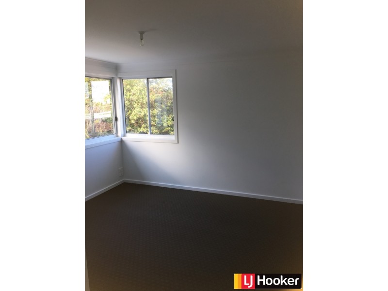 60A Stephanie Avenue, Warilla NSW 2528