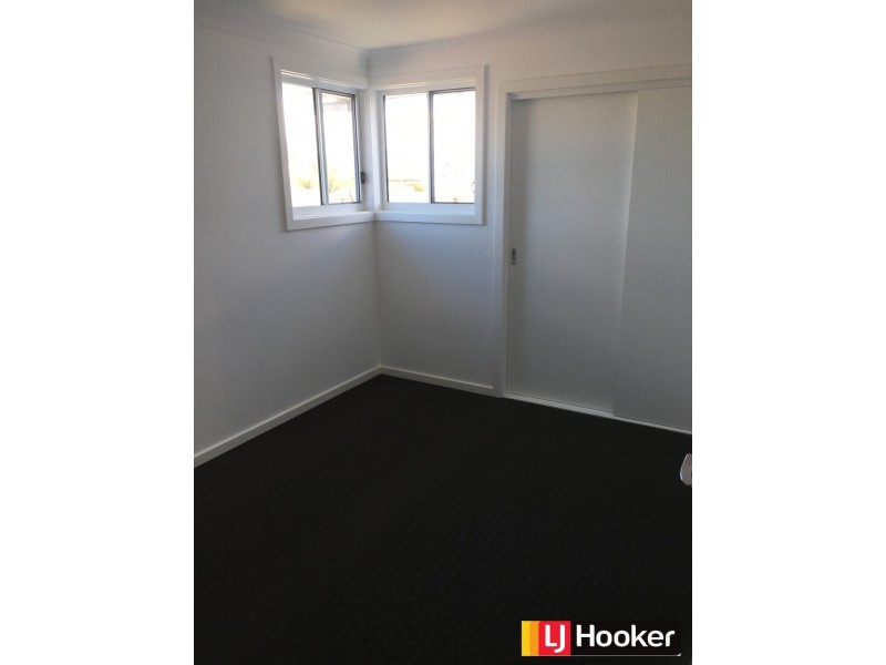 60A Stephanie Avenue, Warilla NSW 2528