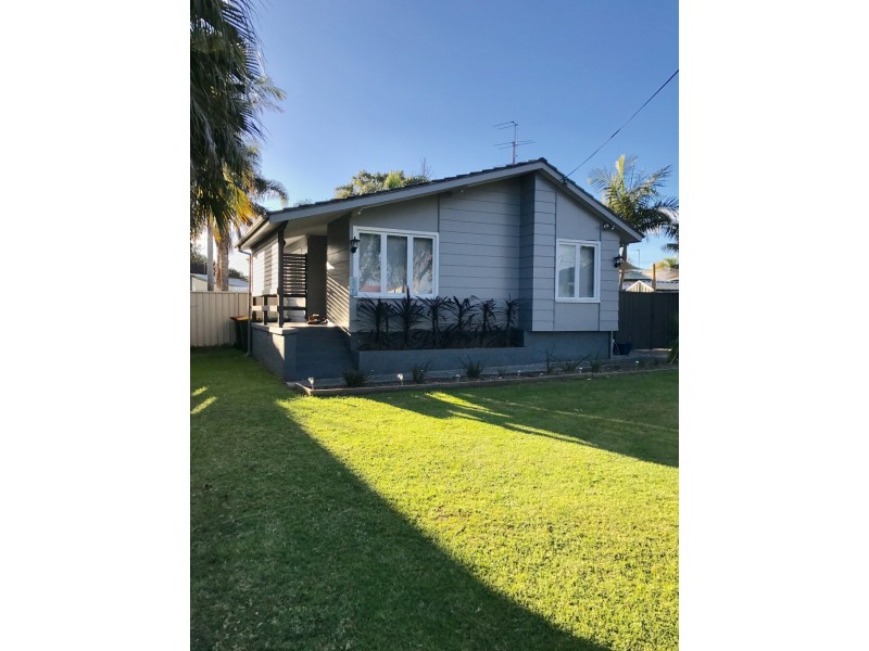 82 Darley Street, Shellharbour NSW 2529