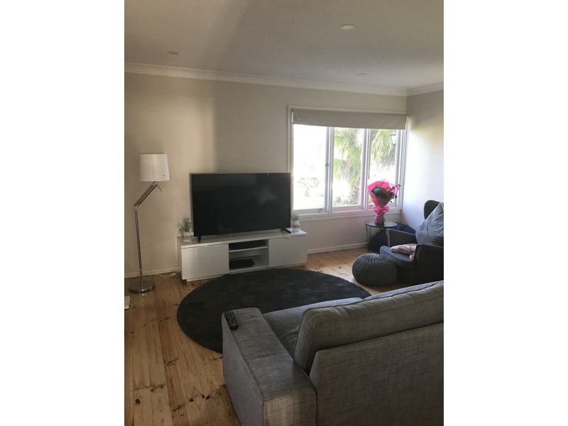 82 Darley Street, Shellharbour NSW 2529