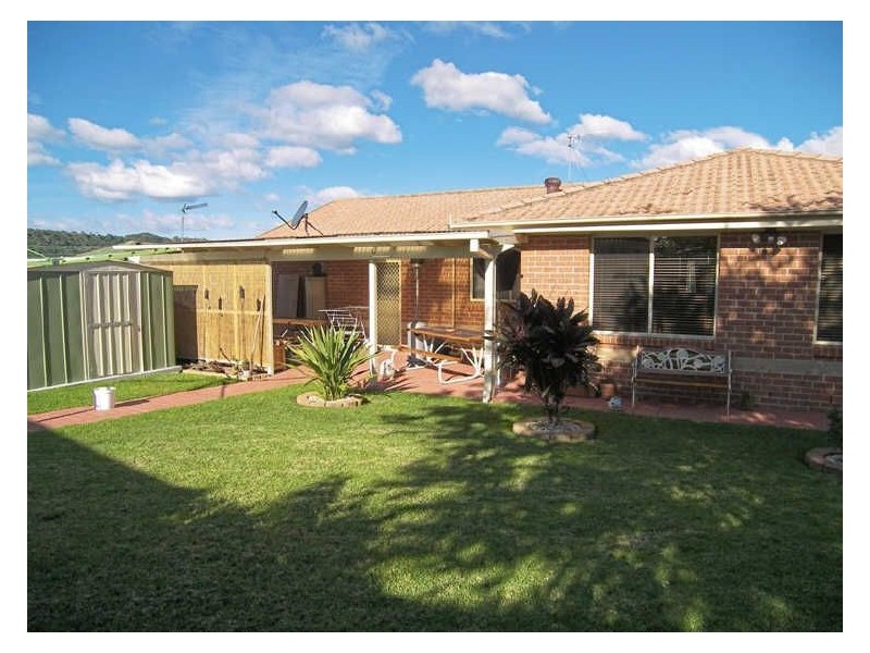 20 Hazelton Drive, Albion Park NSW 2527