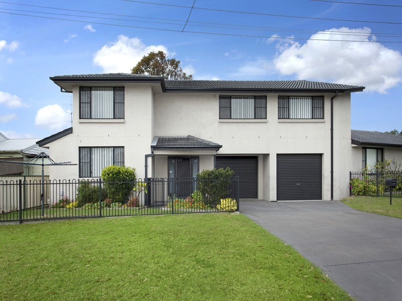 2/1 Buroo Street, Albion Park Rail NSW 2527