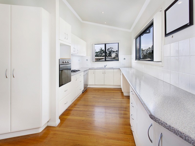 2/1 Buroo Street, Albion Park Rail NSW 2527