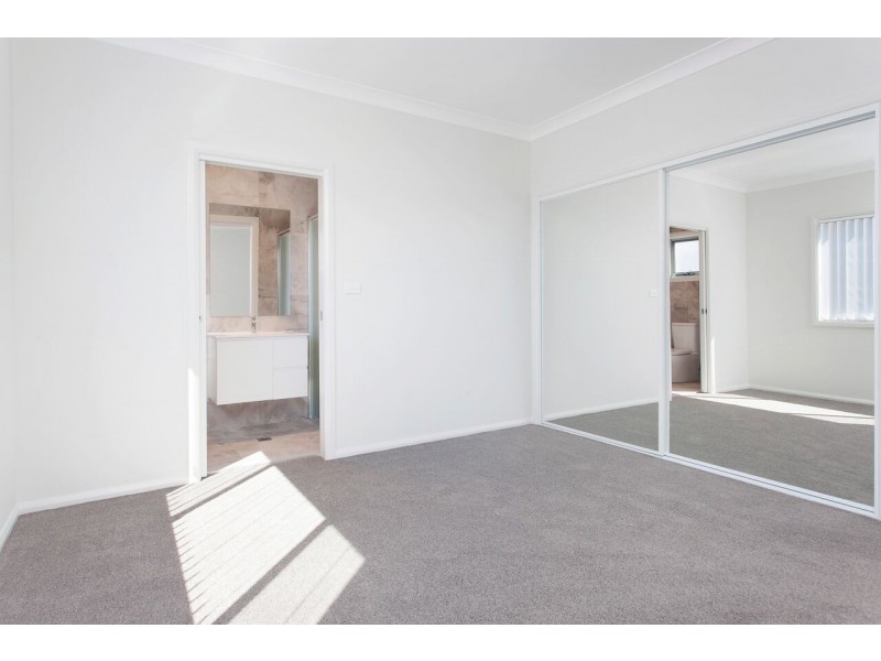 14 Whistlers Run, Albion Park NSW 2527