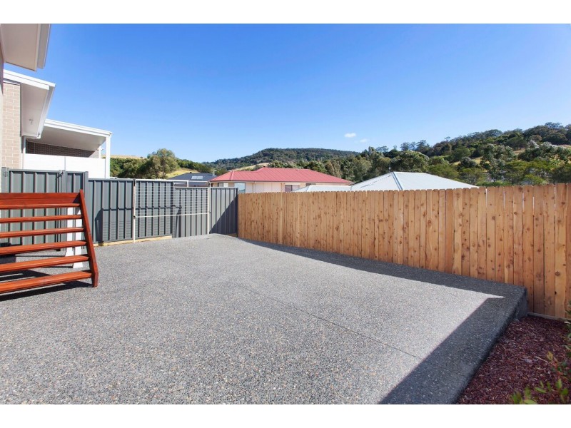 14 Whistlers Run, Albion Park NSW 2527