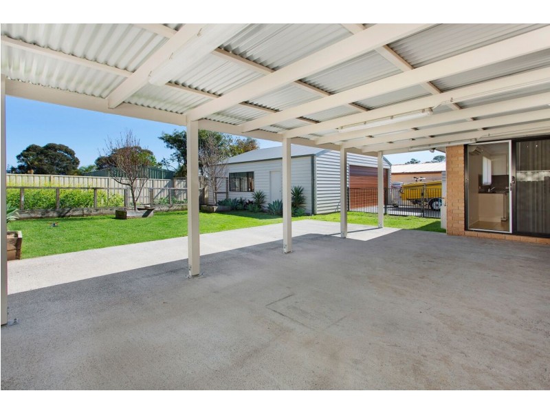 22 Birra Drive, Oak Flats NSW 2529