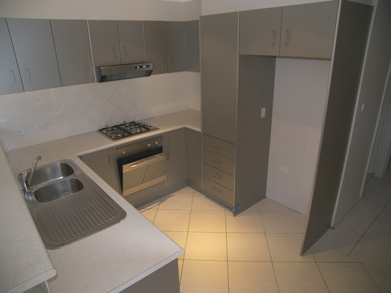 2/6 Serrata Place, Cordeaux Heights NSW 2526