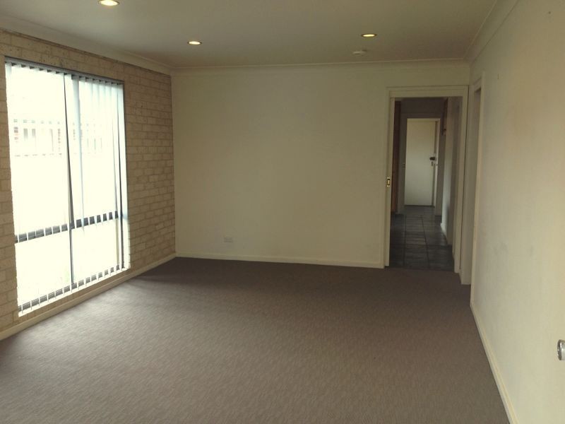 1/20 Karoo St, Albion Park Rail NSW 2527