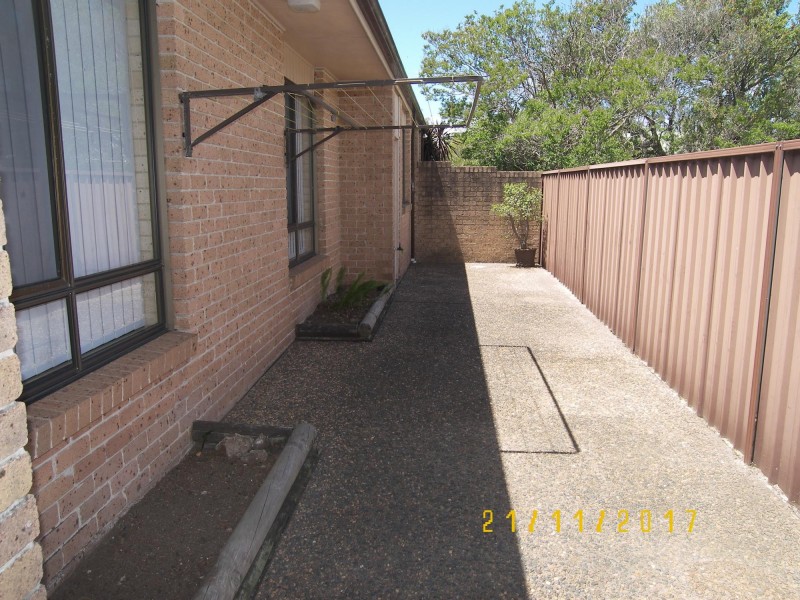1/20 Karoo St, Albion Park Rail NSW 2527