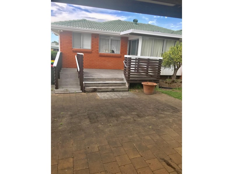 3 Kanahooka Street, Albion Park Rail NSW 2527