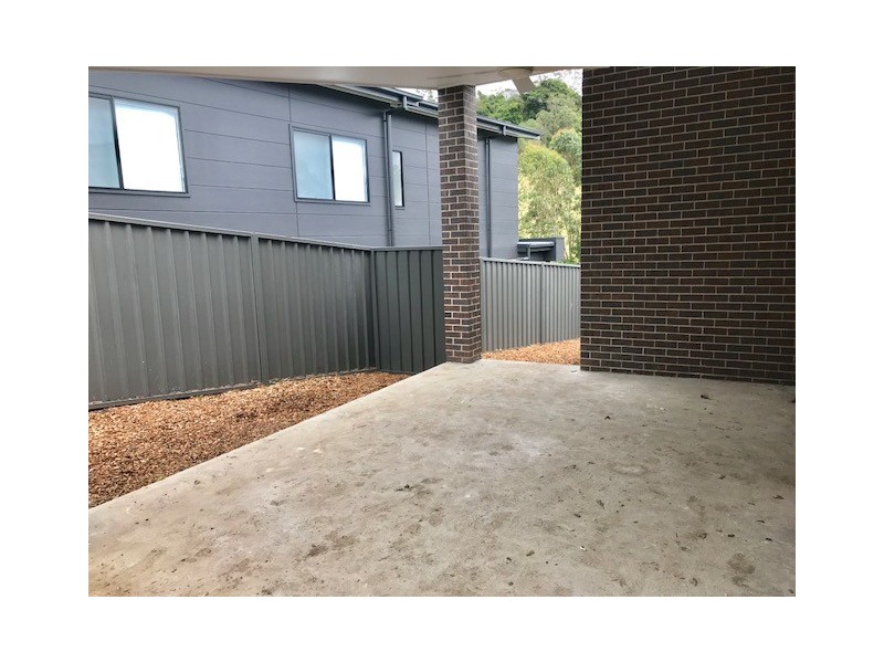 6b Headwater Place, Albion Park NSW 2527