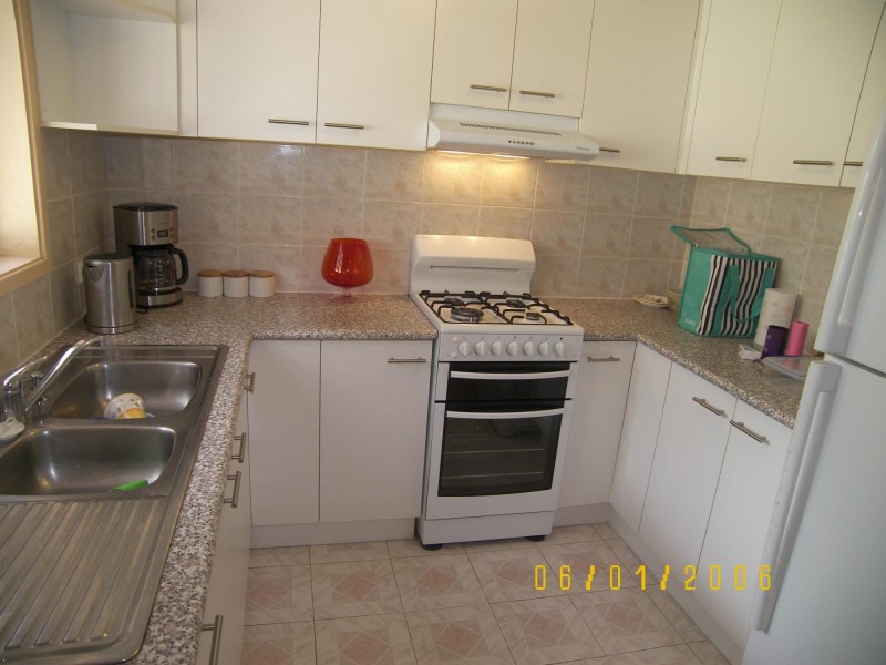 2/50 Bateman Ave, Albion Park Rail NSW 2527