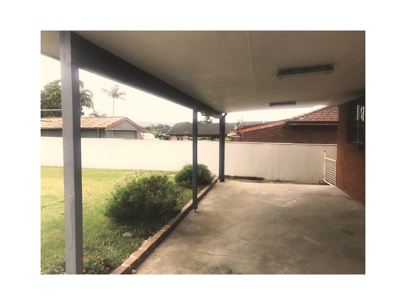 76 Devonshire Crescent, Oak Flats NSW 2529