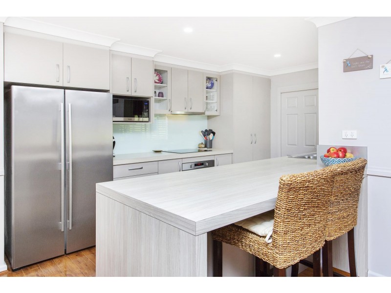 9 Hawkesbury Place, Albion Park NSW 2527